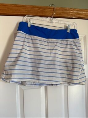 EUC Lululemon Rare Striped Active Skort with Royal Blue White Waistband size 8